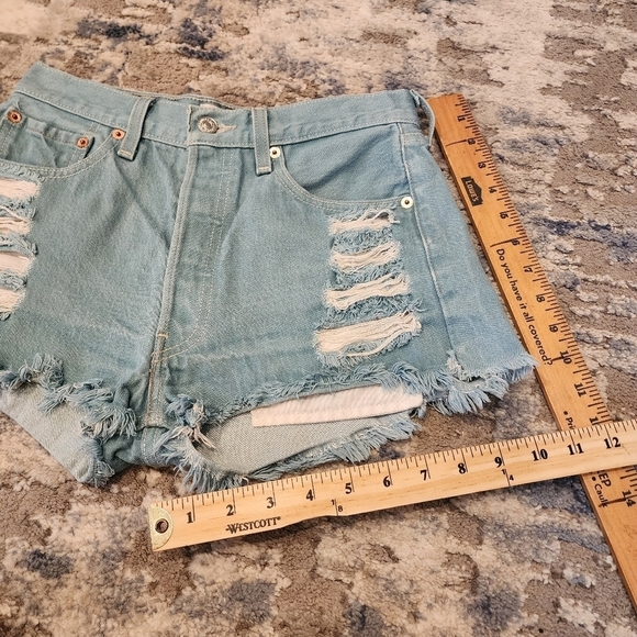 Levi's 501 Cut Off Denin Shorts Button Fly Estimated Size 26 Vintage - Picture 11 of 14